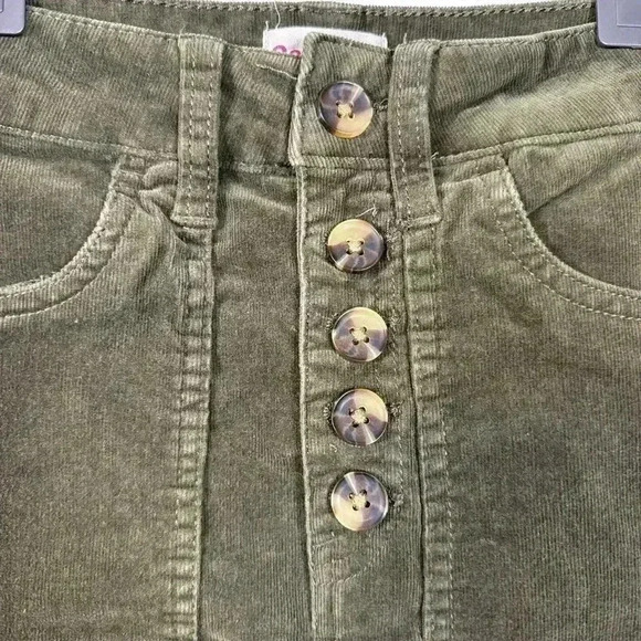 Olive Green Corduroy Front Button Detail Skirt Juniors Size 0/24 Mini high waist - Picture 6 of 9